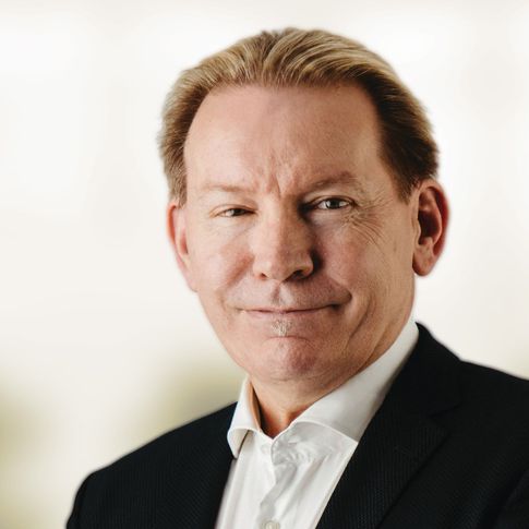 CEO Steve Glew 